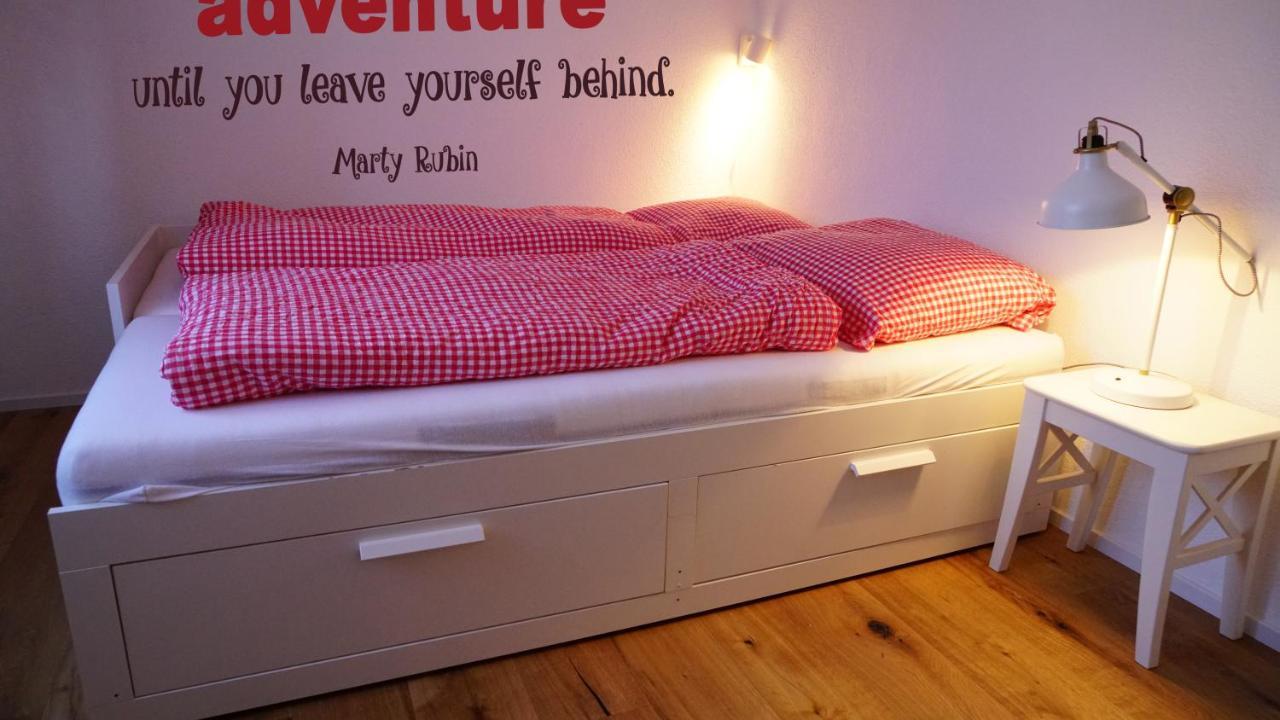 Adventure Guesthouse Interlaken Unterseen Bagian luar foto