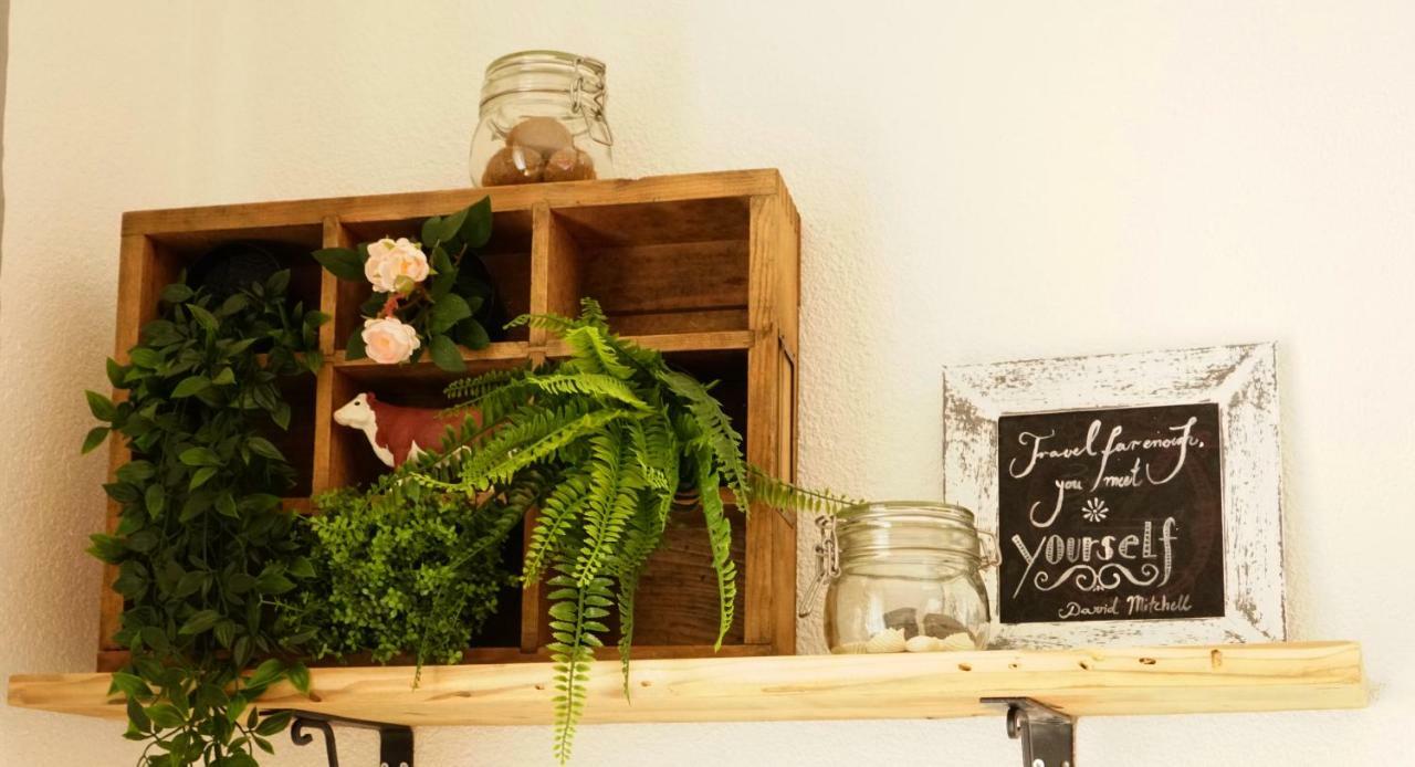 Adventure Guesthouse Interlaken Unterseen Bagian luar foto